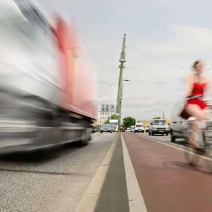 Équiper son vélo : les équipements obligatoires - Fondation de la route